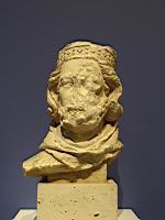 Statue, Tete de Roi mage (par Jean de Chelles, Paris, Notre-Dame, portail du bras nord (1250-58))(1)